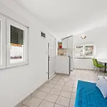 Daire 1 Bedroom Stunning In