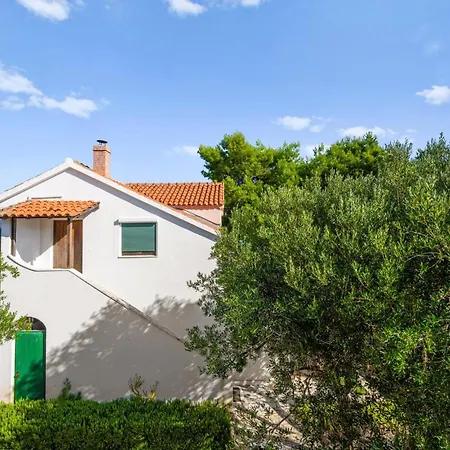 Daire 1 Bedroom Stunning In *