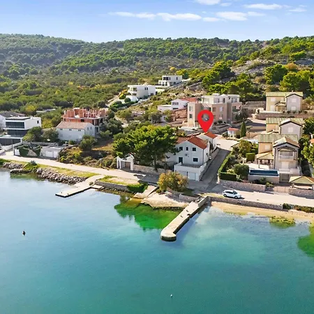 1 Bedroom Stunning In Betina (Sibenik-Knin)