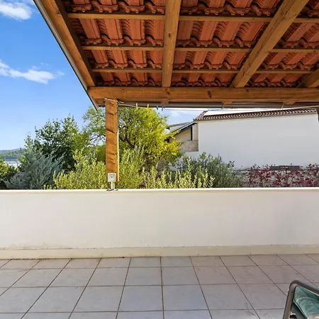 1 Bedroom Stunning In Betina (Sibenik-Knin)