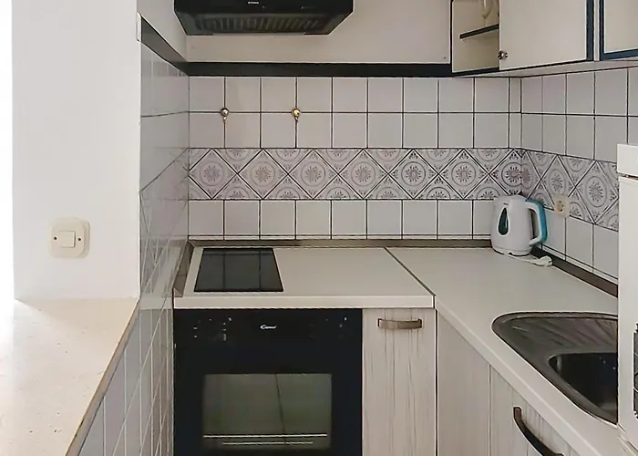 1 Bedroom Stunning In Apartamento Betina (Sibenik-Knin)